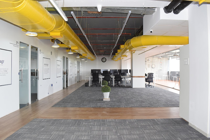 mediaView