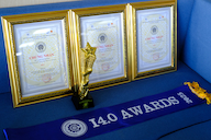 awardImage