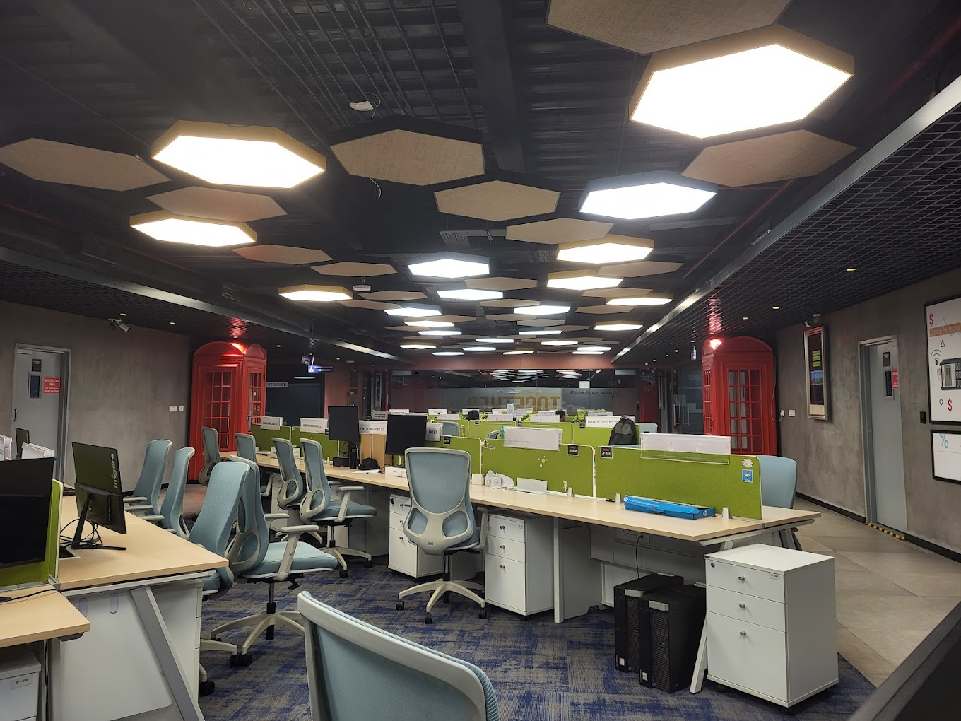 mediaView