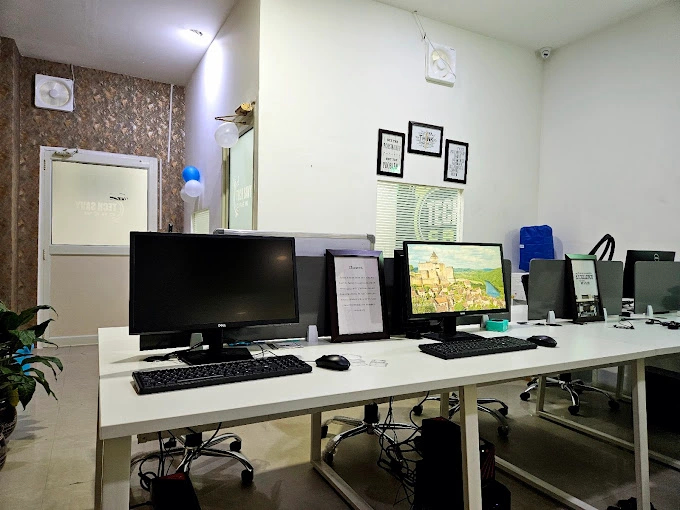 mediaView