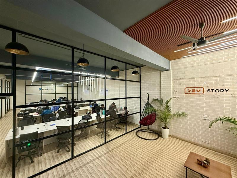 mediaView