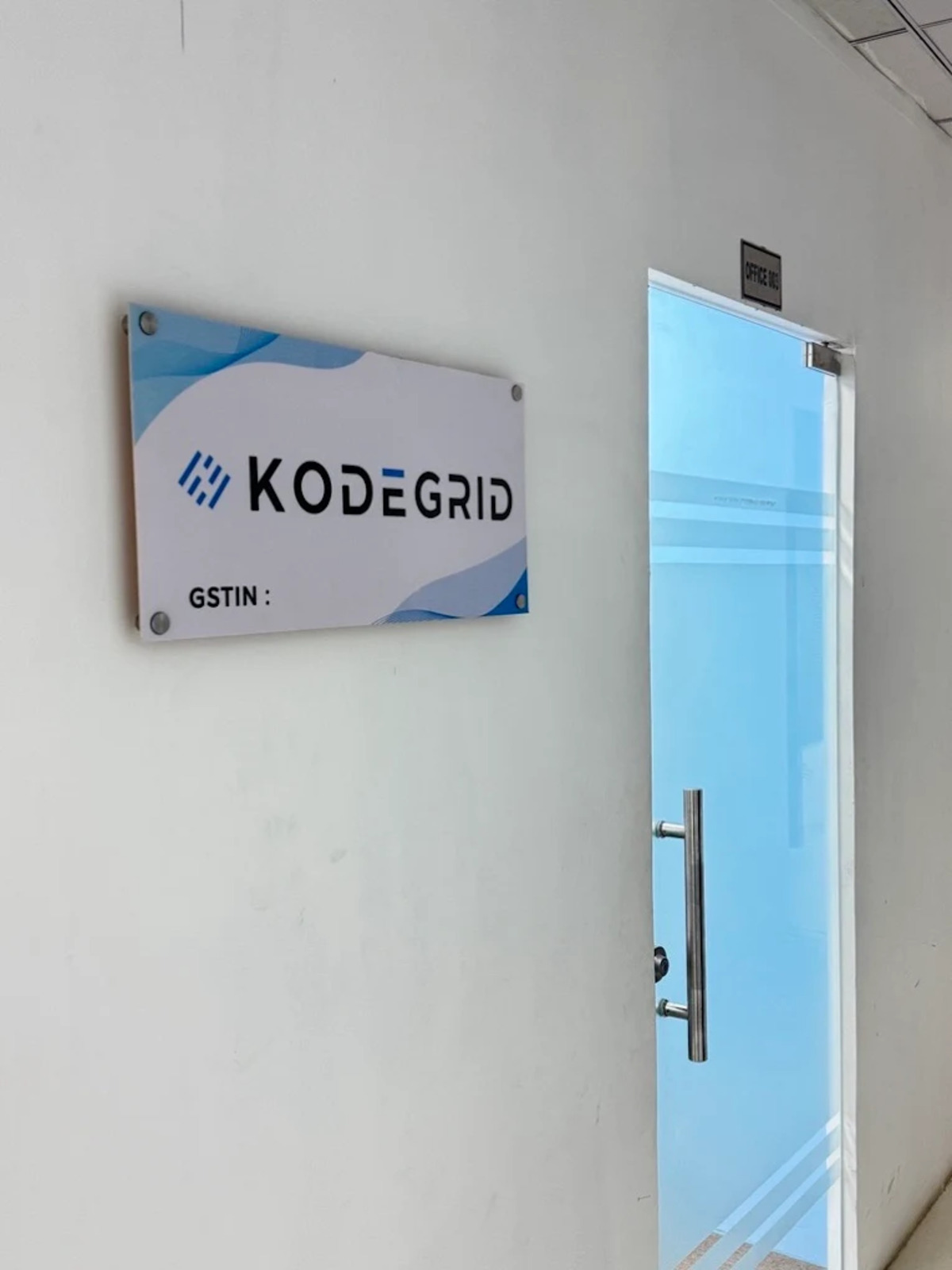 mediaView