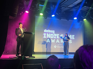 awardImage